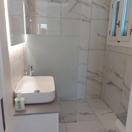 Milithos Apartments 2 Adamantas  Dış mekan fotoğraf